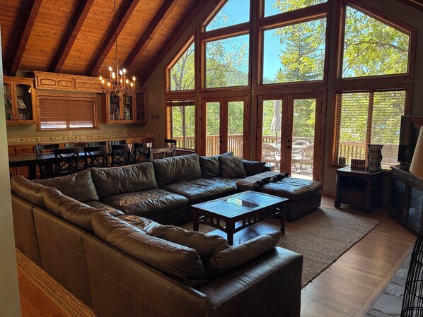 Smart TV, fireplace, table football