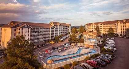 Wow! Location! Condo located right off Parkway!