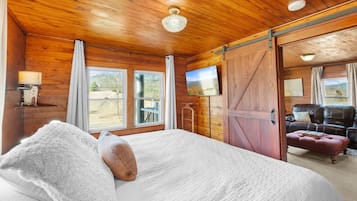 2 soveværelser, skrivebord, gratis Wi-Fi, sengetøj