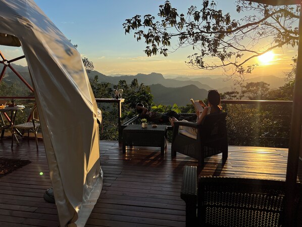 Deluxe Chalet, Mountain View | Living area