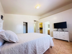 3 habitaciones, tabla de planchar con plancha y wifi gratis