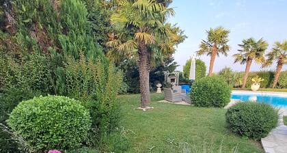 Peaceful haven located between Royan and Bordeaux, offering a variety of activities