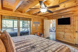 2 bedrooms, iron/ironing board, travel cot, Internet - Hot Tub & Game Room: Lakefront Cabin in Elk Park! (Elk Park)