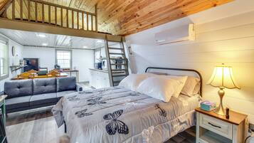Iron/ironing board, internet, bed sheets