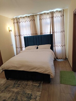 3 chambres, fer et planche à repasser, Wi-Fi