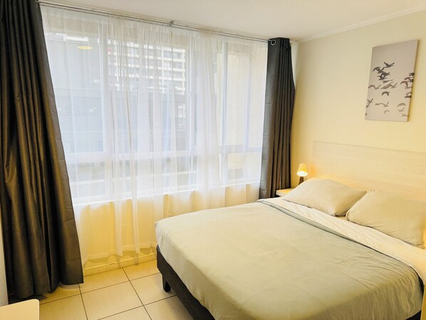 1 chambre, fer et planche à repasser, Wi-Fi, draps fournis