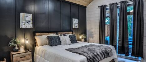 2 عدّة غرف نوم وواي فاي وملاءات أسرّة