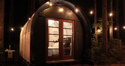 Private Forest Glamping Cabin in Beautiful Port Orchard