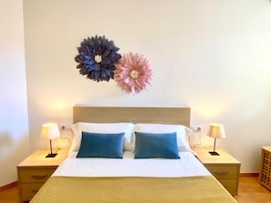 2 phòng ngủ, bàn ủi/dụng cụ ủi quần áo 