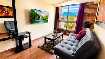 Smart TV de 40 pulgadas con canales por cable