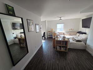 1 bedroom, iron/ironing board, WiFi, bed sheets - RENT/LOGEMENT Grand Prix F1 - Montréal (June 13 to 16, 2025) (Montréal)