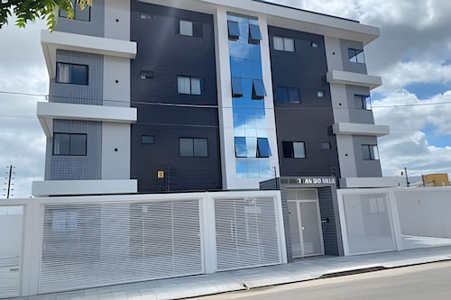 03 bedrooms (air conditioning and fan), up to 10 people, garage, behind the Unimed hospital