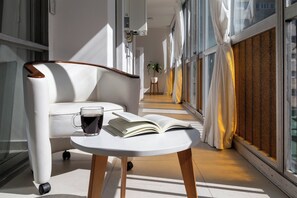 Appartement, 2 chambres, balcon (1F) | Balcon