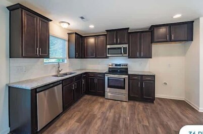 Elegant 3BR Retreat with King Bed Near Cary and NC State