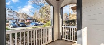 Upscale King 1BR Suite Mins to Downtown Raleigh!