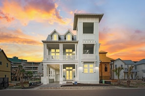 Casa (5 Bedrooms) | Fachada