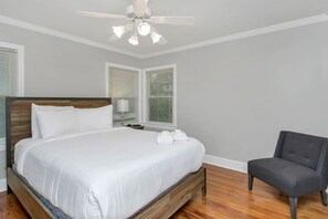 2 chambres, bureau, fer et planche à repasser, Wi-Fi gratuit