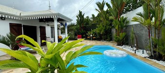Cottage Palmier Rouge