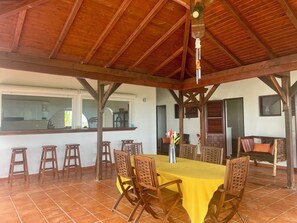 Dining - Cottage Palmier Rouge (La Trinité)