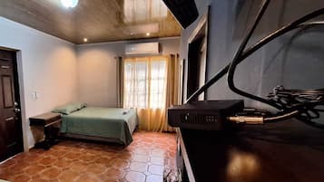 Deluxe Double Room | Free WiFi