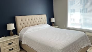 Suite, 1 Bedroom, 1 Queen Bed, Non-Smoking | Individuelt design, individuel indretning, gratis Wi-Fi, sengetøj