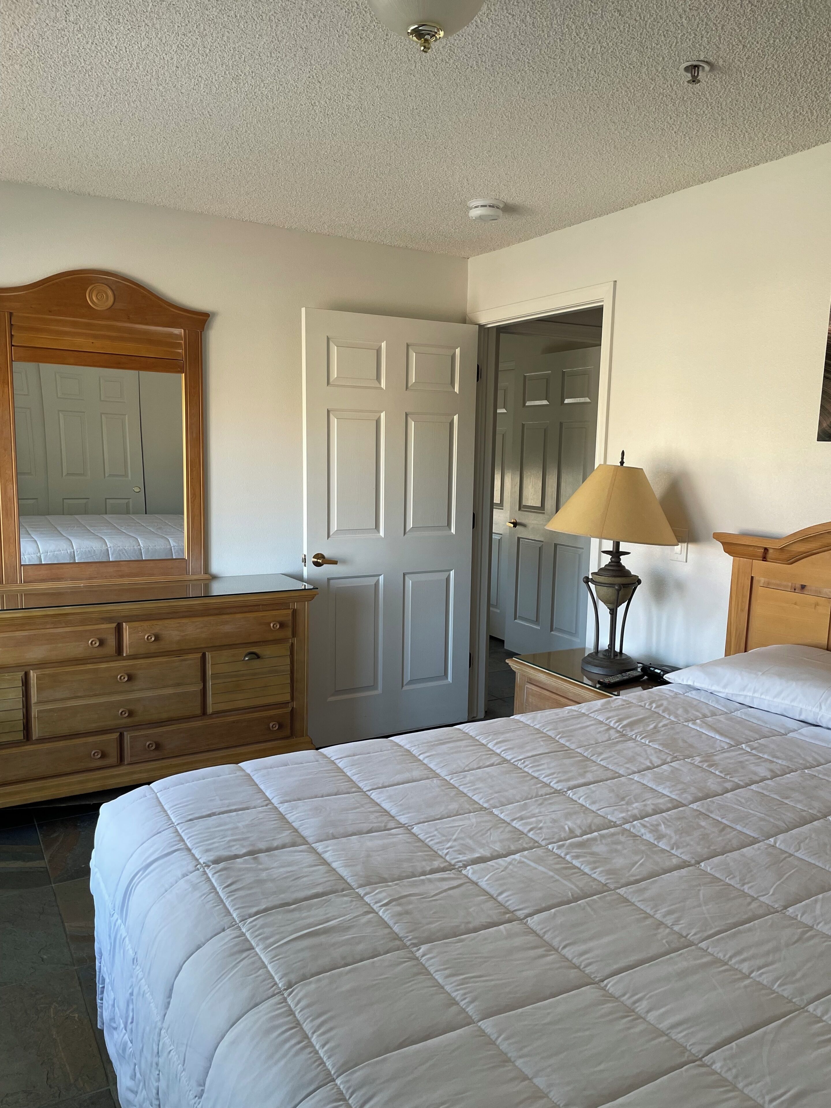 2 Bedroom, 2 Queens, 1 Bath, Non-Smoking | Free WiFi
