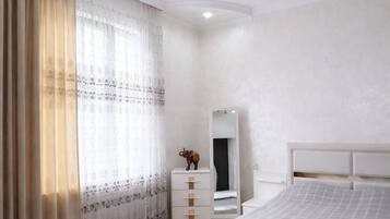 2 camere, ferro/asse da stiro, Wi-Fi, lenzuola
