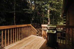 Interior - Evergreen Hideaway Cabin (Sevierville)