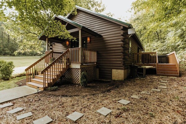 Interior - Evergreen Hideaway Cabin (Sevierville)