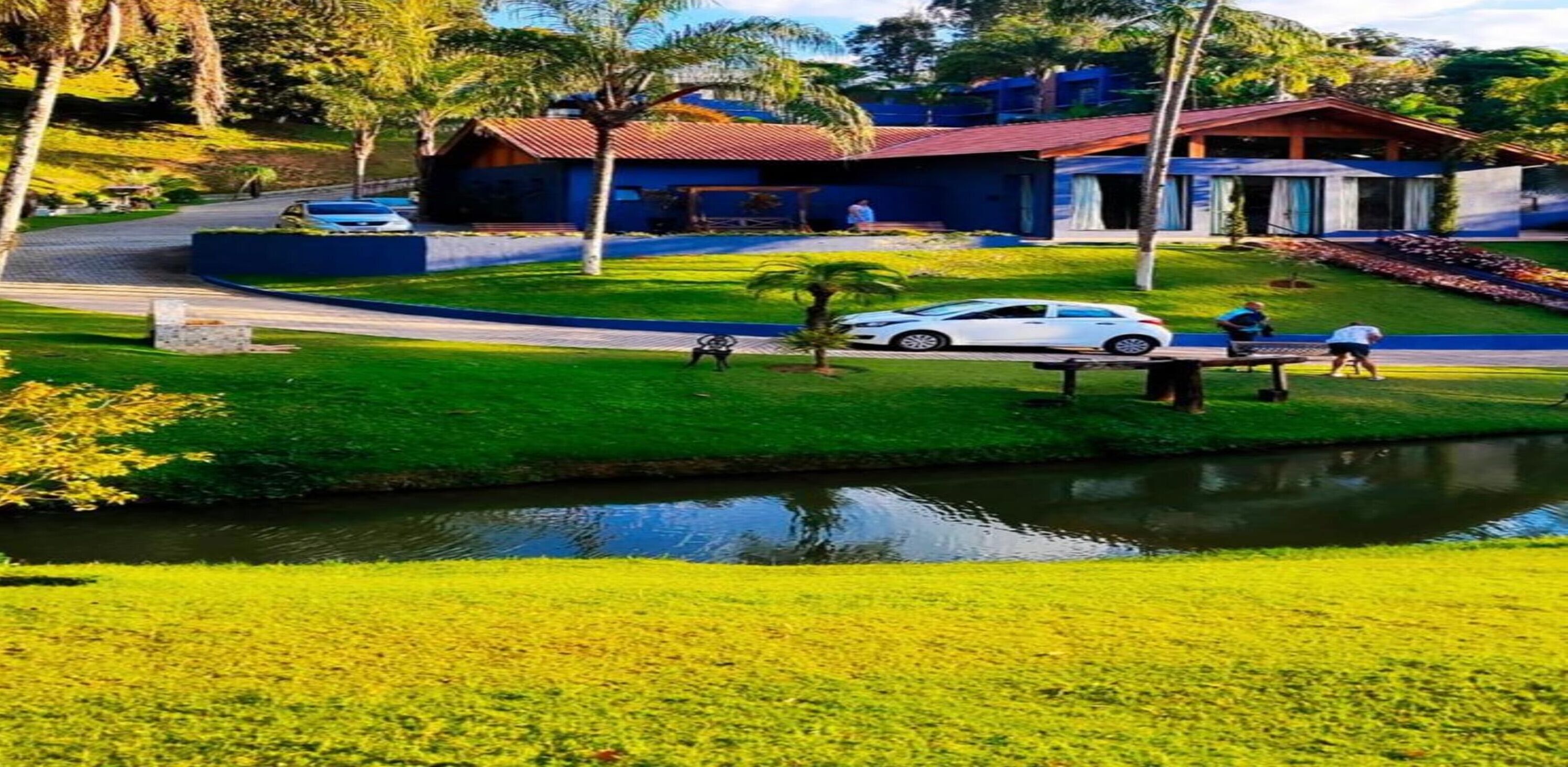 Fachada da propriedade