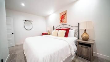 3 bedrooms, iron/ironing board