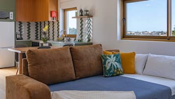 Smart TV, video games