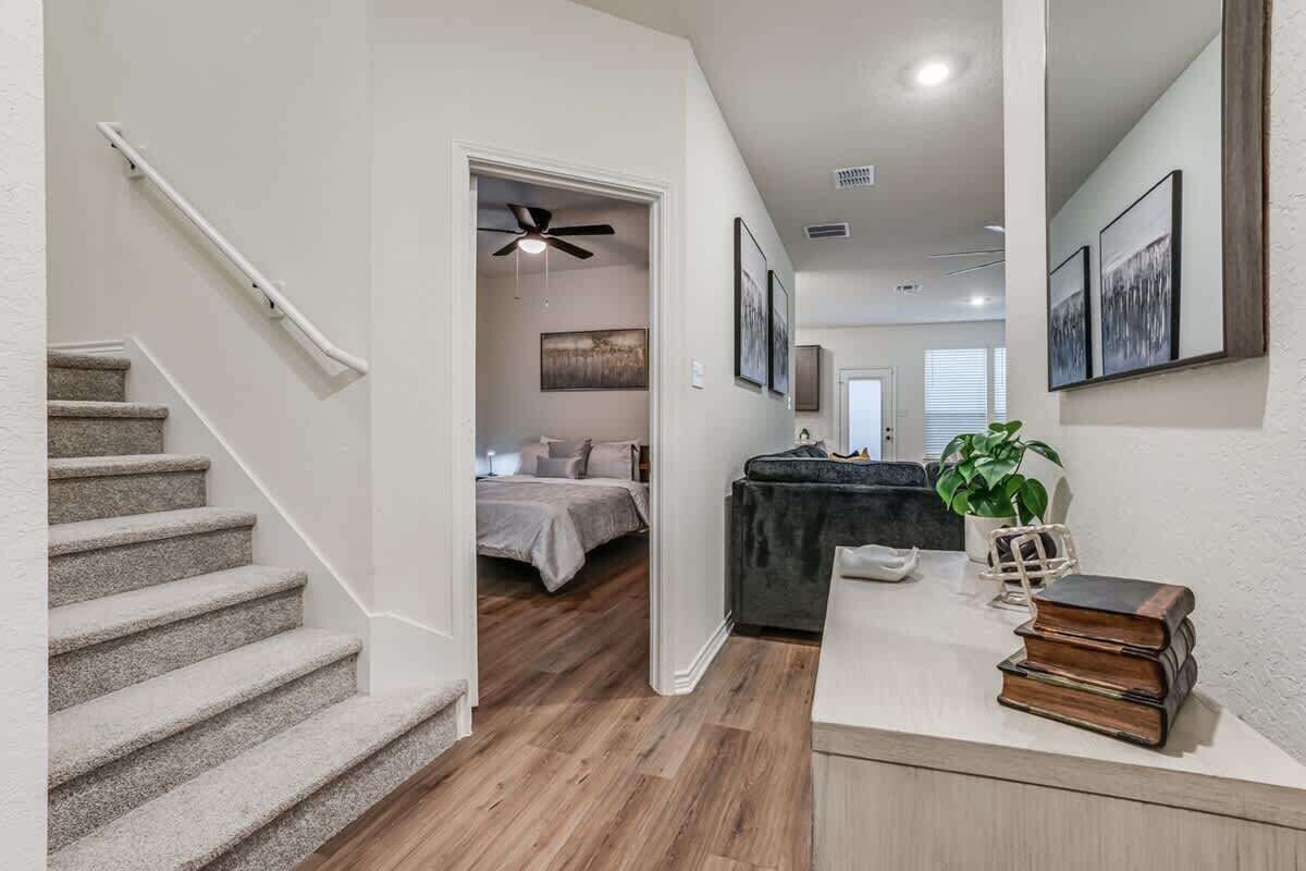 4 habitaciones, tabla de planchar con plancha, cuna de viaje y wifi 