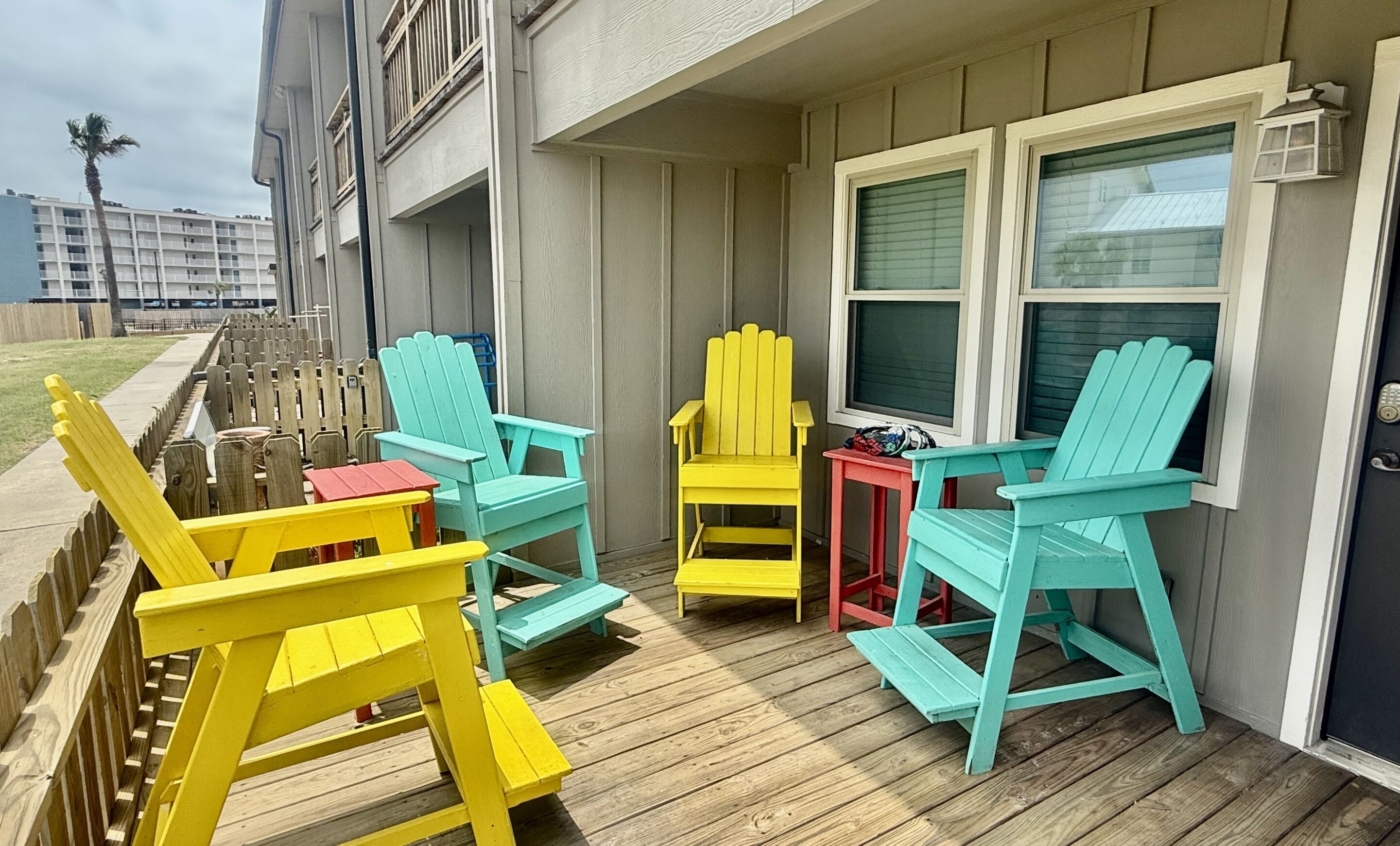 标准公寓式客房, 无障碍, 私人浴室 (Boardwalk to Beach) | 露台