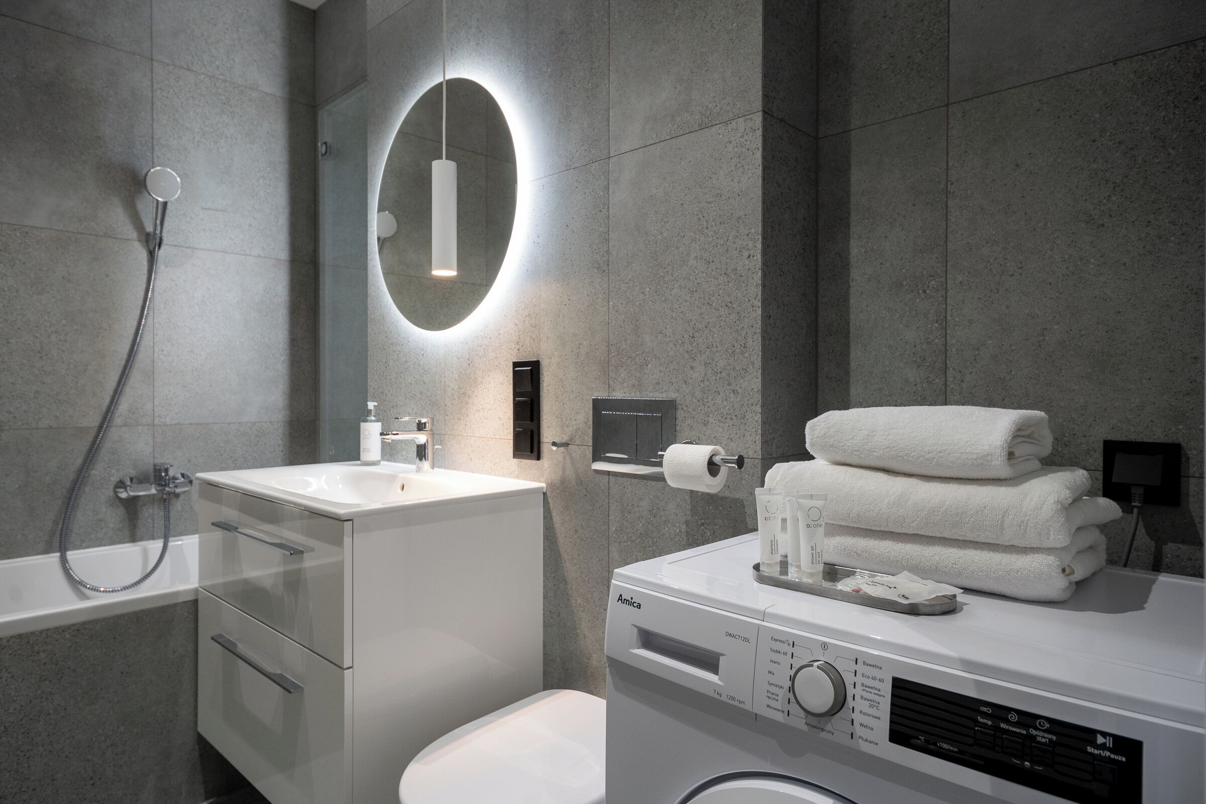 Phòng tắm
