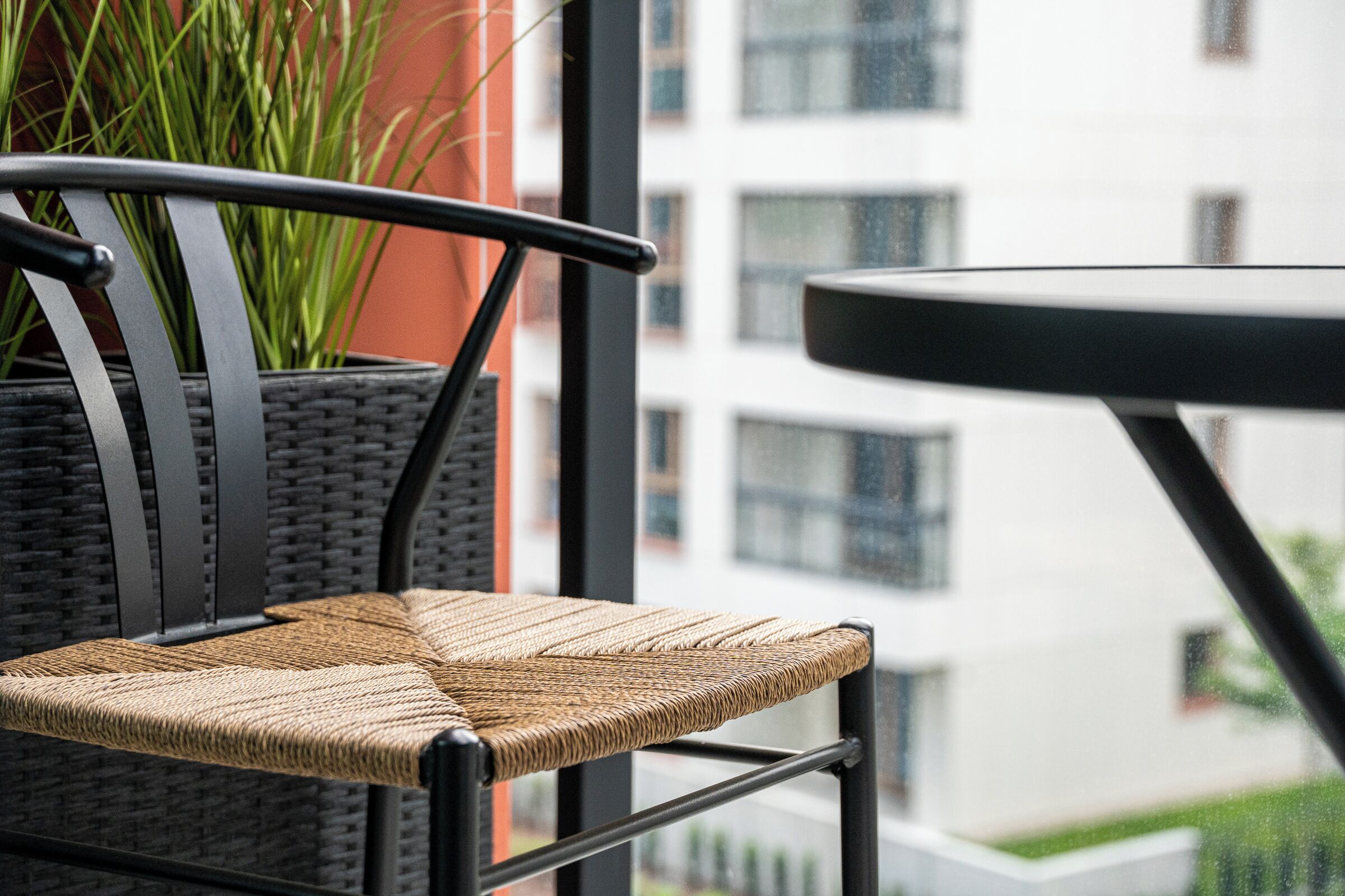 Departamento de lujo, balcón, vista a la ciudad | Espacio para trabajar con laptop, cortinas blackout y insonorización 