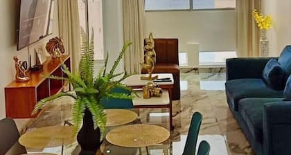 Ocean View 3BR • Sleeps 6 • 2 Baths • Malecon • AC • WiFi