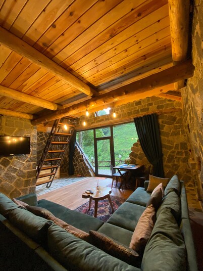 里泽 Elavna 套房木屋