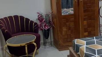 Classic Room | Free WiFi