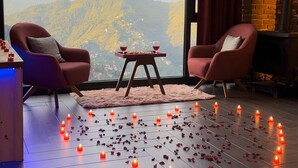 Deluxe Bungalow, Mountain View | Living area - TepedeKal Bungalov (Camlihemsin)