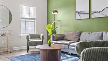 Televisión, oficina