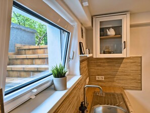 Réfrigérateur, four, plaque de cuisson, lave-vaisselle