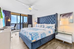 2 bedrooms, desk, iron/ironing board, travel cot - Stunning Ocean and Bay View Apartment in Bonita FL (Bonita Springs)