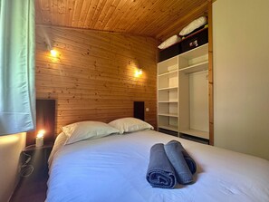 2 chambres, draps fournis