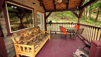 Family Cabin, Hill View | Terrace/patio