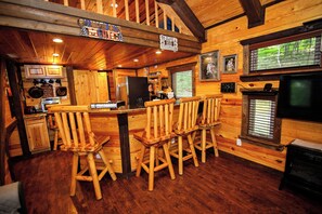 Family Cabin, Hill View | Living area - Codex Cabin (Murfreesboro)