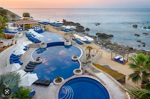 Piscine couverte, piscine extérieure