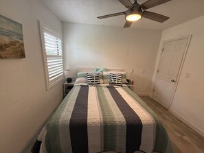 5 bedrooms, iron/ironing board, free WiFi, bed sheets