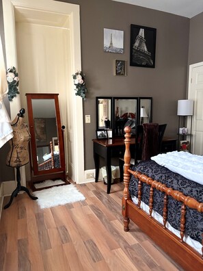 熨斗/熨衣板、WiFi、床单