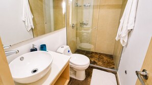 Apartment, City View | Bathroom | Shower, towels, soap, toilet paper - apartament with the best views  (Medellín)
